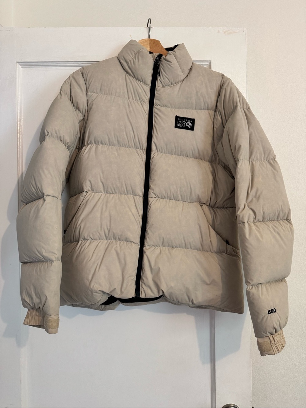 Mountain Hardwear Men's Light Beige Puffer Jacket